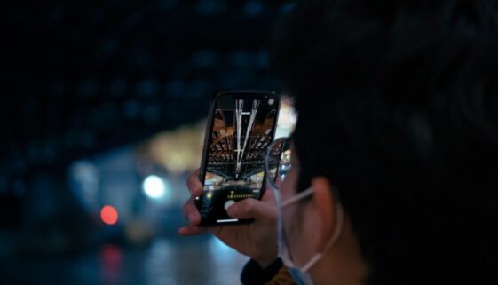 Technologiczne rewolucje — ewolucja telefonów komórkowych na przestrzeni lat